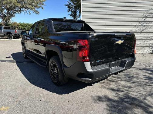 2024 Chevrolet Silverado EV WT