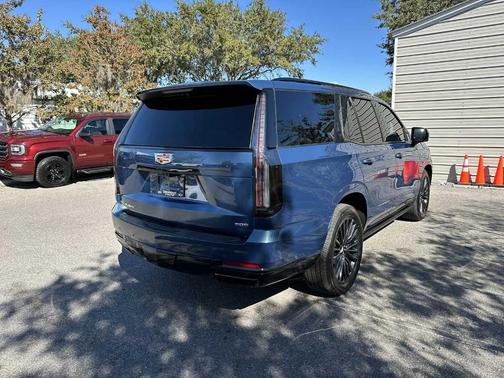 2025 Cadillac Escalade Sport Platinum