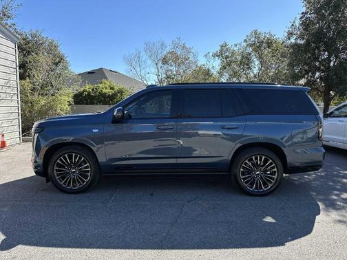 2025 Cadillac Escalade Sport Platinum