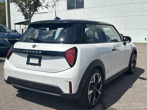 2025 MINI Hardtop