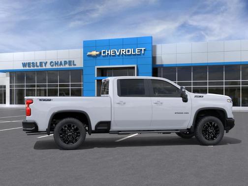 Summit White 2026 Chevrolet Silverado 2500 LT