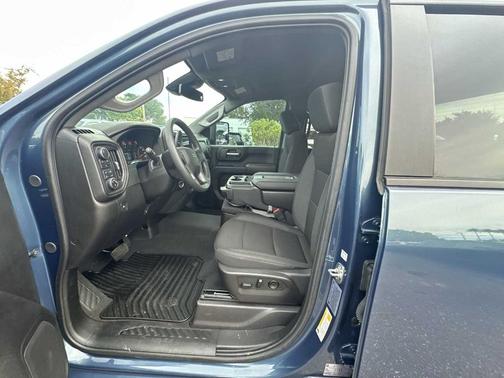 2025 Chevrolet Silverado 2500 Custom