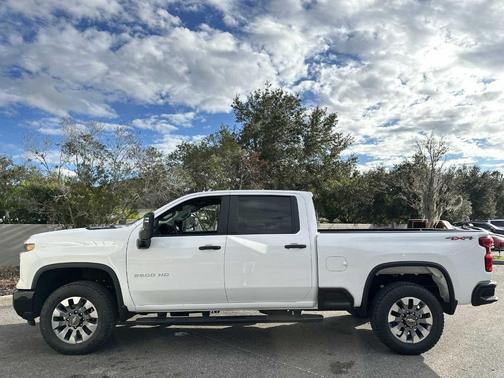 2026 Chevrolet Silverado 2500 Custom