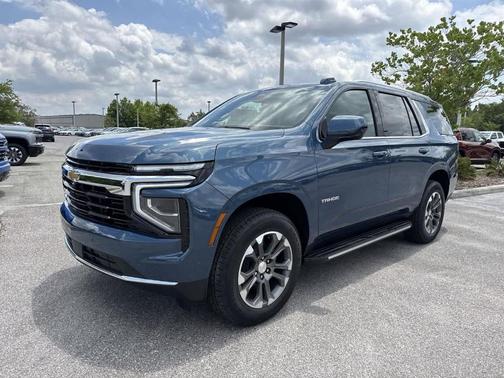 2025 Chevrolet Tahoe LS