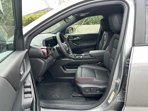 Gray 2026 Chevrolet Equinox RS