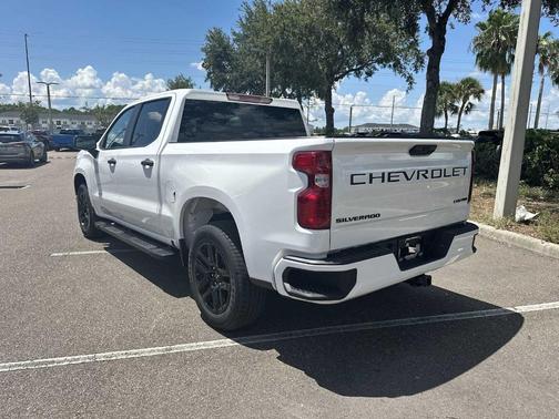 2025 Chevrolet Silverado 1500 Custom