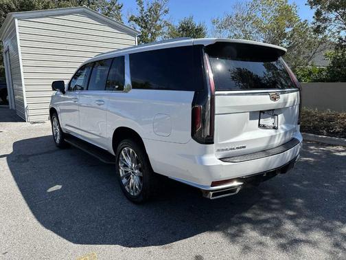 2021 Cadillac Escalade ESV Premium Luxury