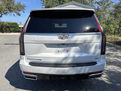 2021 Cadillac Escalade ESV Premium Luxury