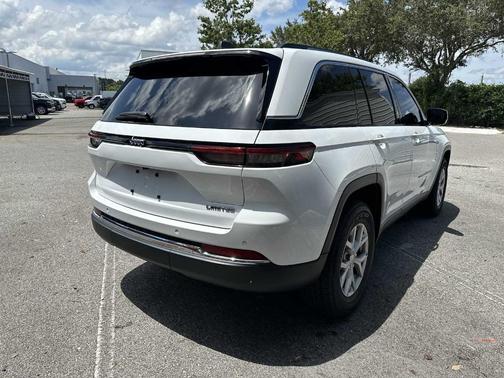 2022 Jeep Grand Cherokee Limited