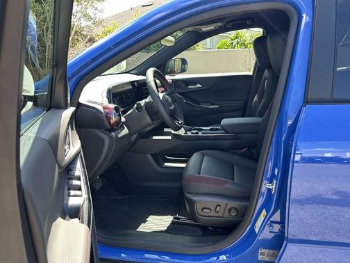 Reef Blue Metallic 2026 Chevrolet Equinox RS