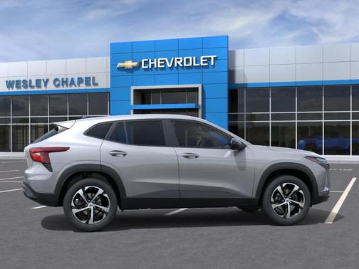 Sterling Gray Metallic 2026 Chevrolet Trax 1RS