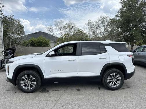 Summit White 2026 Chevrolet Equinox LT