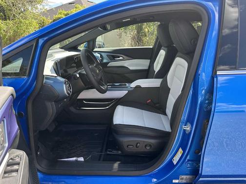 2025 Chevrolet Equinox EV LT2 w/PDE