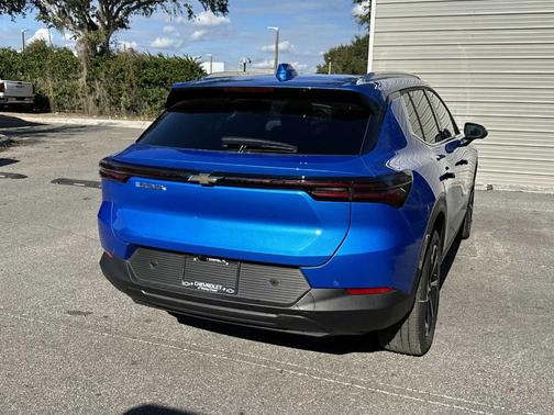 2026 Chevrolet Equinox EV LT 2