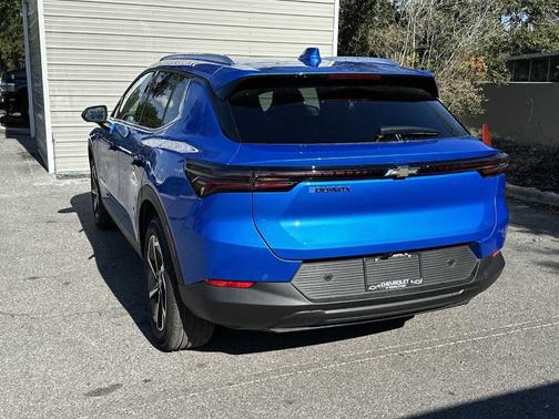 2026 Chevrolet Equinox EV LT 2