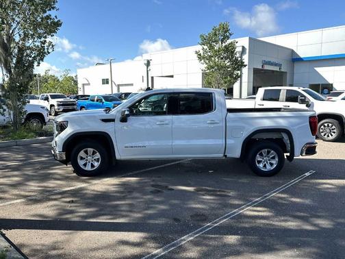 2024 GMC Sierra 1500 SLE