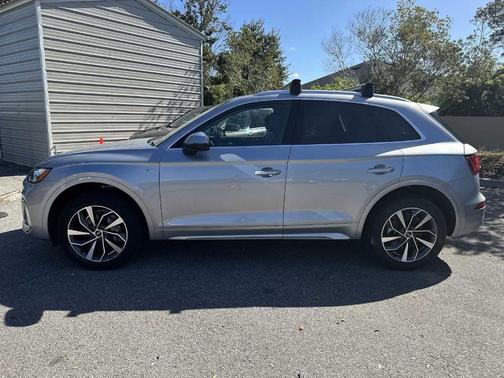 2024 Audi Q5 45 S line quattro Premium