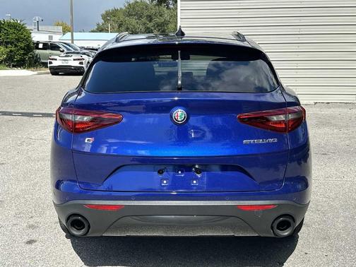 2022 Alfa Romeo Stelvio Sprint