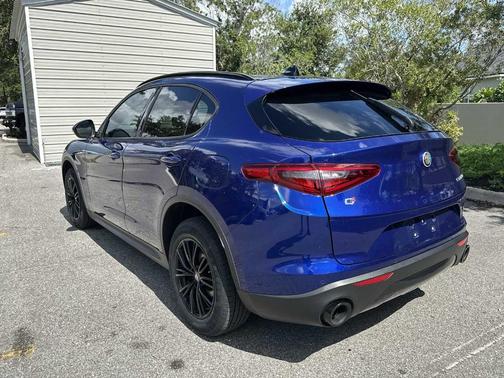 2022 Alfa Romeo Stelvio Sprint