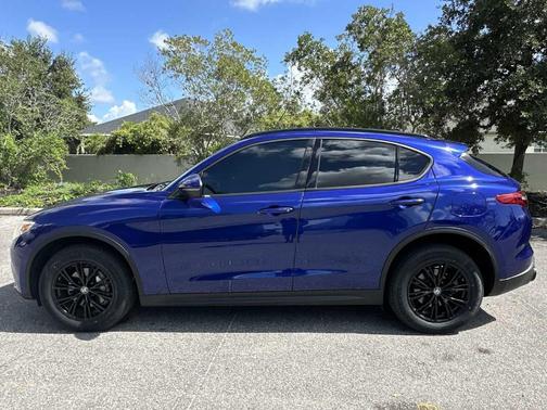 2022 Alfa Romeo Stelvio Sprint