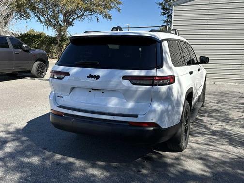 2024 Jeep Grand Cherokee L Laredo