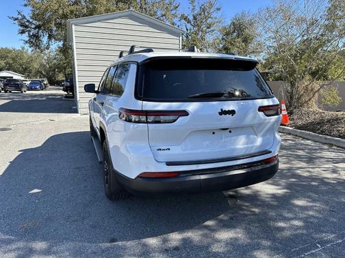 2024 Jeep Grand Cherokee L Laredo