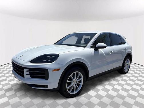 2024 Porsche Cayenne Base