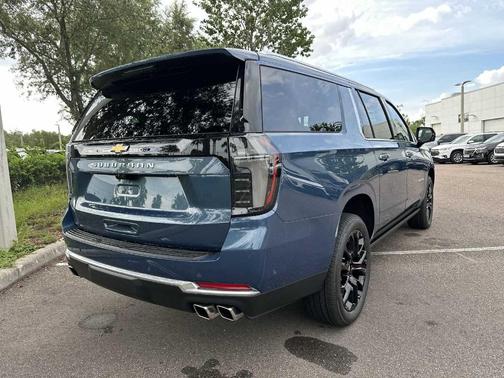 2025 Chevrolet Suburban High Country