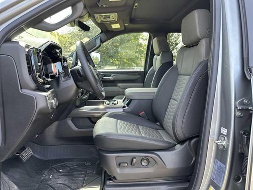 2026 Chevrolet Silverado 2500 ZR2