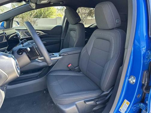 2026 Chevrolet Equinox EV LT 1