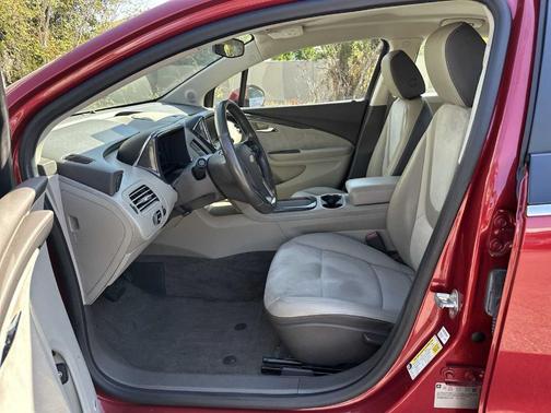 2013 Chevrolet Volt Base