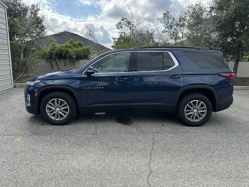 Northsky Blue Metallic 2023 Chevrolet Traverse LT Cloth