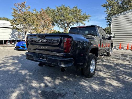 2025 GMC Sierra 3500 Denali Ultimate