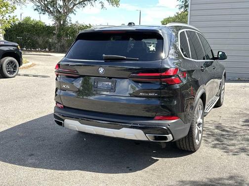 Black 2025 BMW X5 PHEV xDrive50e