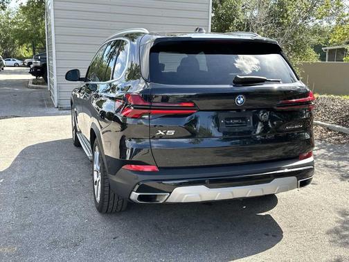 Black 2025 BMW X5 PHEV xDrive50e