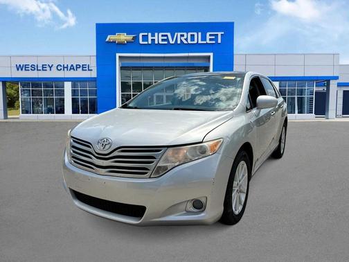 Classic Silver Metallic 2010 Toyota Venza