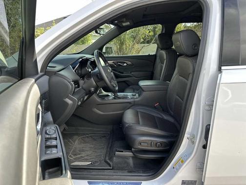 2023 Chevrolet Traverse High Country
