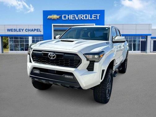 2025 Toyota Tacoma Hybrid TRD