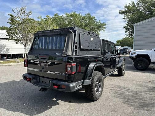 Black Clearcoat 2022 Jeep Gladiator Rubicon