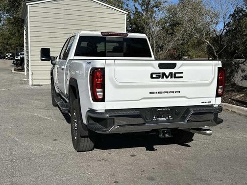 2024 GMC Sierra 2500 SLE