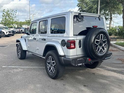 2024 Jeep Wrangler Sahara