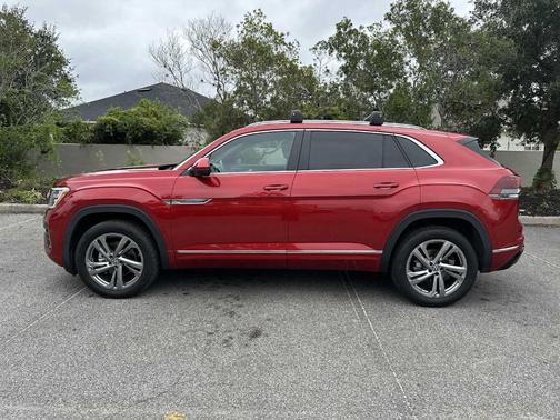 2024 Volkswagen Atlas Cross Sport 2.0T SEL R-Line