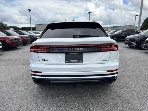 2020 Audi Q8 55 Prestige