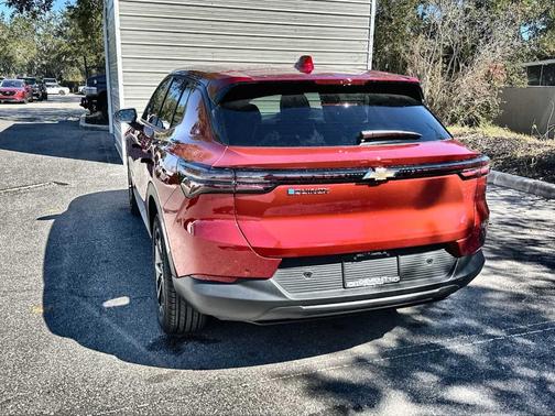 2026 Chevrolet Equinox EV LT 1