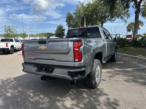 2025 Chevrolet Silverado 2500 High Country
