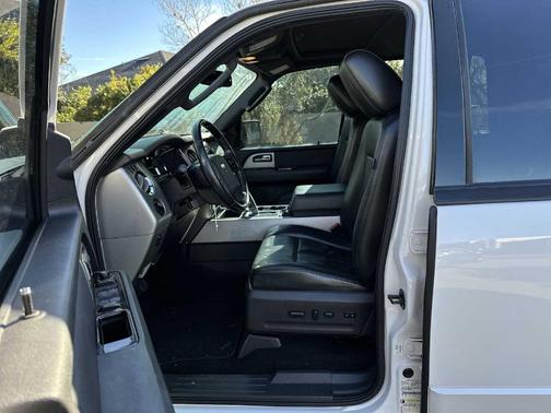 2012 Ford Expedition Limited