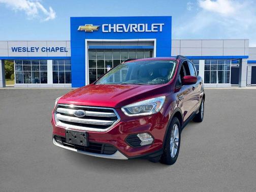 Ruby Red Metallic Tinted Clearcoat 2017 Ford Escape SE