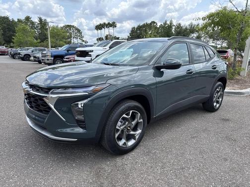 2025 Chevrolet Trax LT