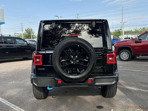 2024 Jeep Wrangler 4xe Sahara