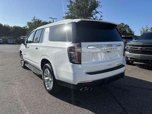 2024 Chevrolet Suburban Premier